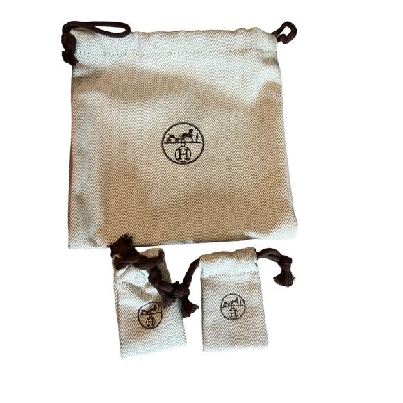 Authentic Hermes Empty Box 7” X 7” X 1.5” with Dust Bags Bundle Of 4 - Picture 3 of 5